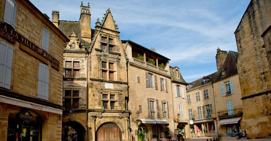 SARLAT